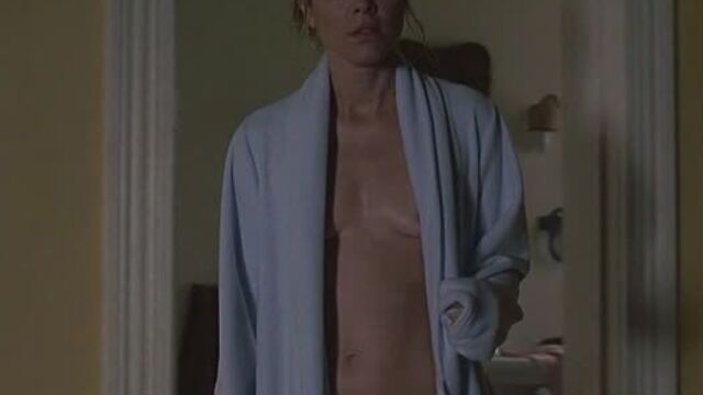 Полностью голая актриса мария белло(сцены секса)