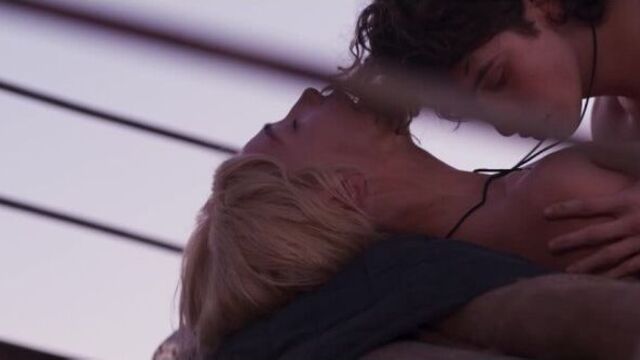 Голая ивлеева