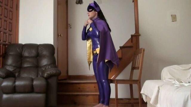 Tilly-mcreese-batgirl-trapped-2016-hd-mp4