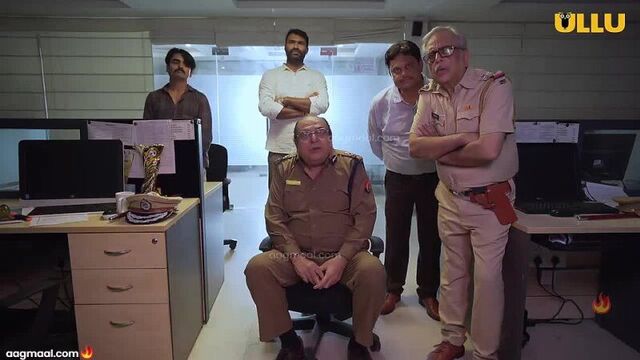 Sᵘⁿⁿʸ ᴡⁱⁿᵗᵉʳ - sᵉᵃˢᵒⁿ 01 (ᴍᵉʳᵍᵉᵈ).mp4