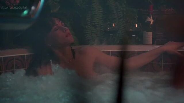 Crystal smith, tracy smith nude - hot dog... the movie (1984) watch online