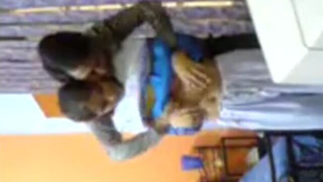 2935352_indian_college_students