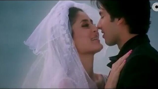 Dil tumhare bina - 36 china town _ shahid kareena _ himesh reshammiya alka y