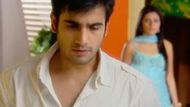 Rang badalti odhani - episode 131- без перевода-краткое описание под видео смотрите.