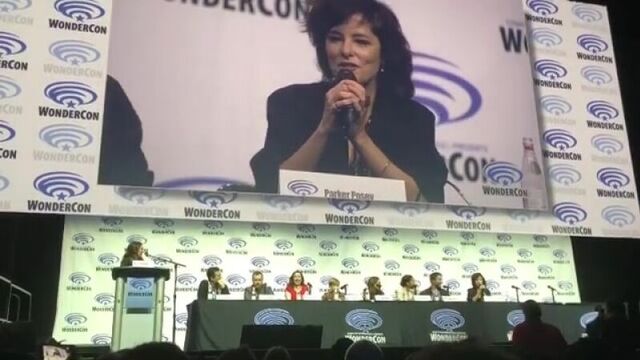 Parker posey at wondercon2018