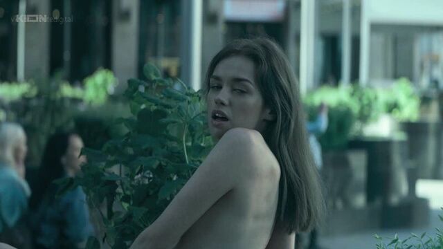 Olga lerman, aleksandra solovyova, irina leonova, marina vasileva - kompleks boga s01e03 (2023) ольга лерман - комплекс бога