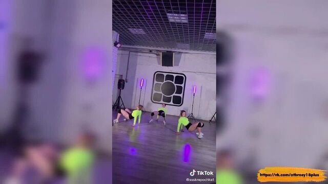 Годный тик-ток - тверкающие студентки