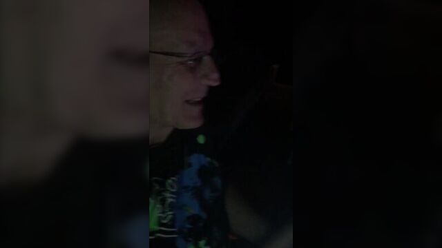 Даже дедуля на концерте ексы