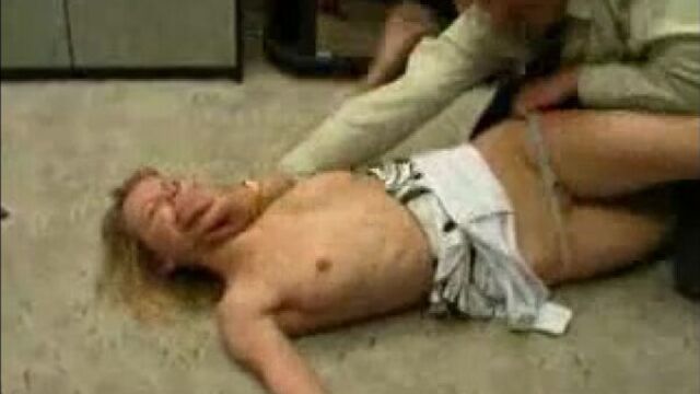 Взял силой (порно,на работе,оргазм, русское,насилие,против воли, любительское,домашнее,creampie,rape,кончил внутрь,сперма)