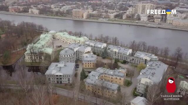 Все наездницы кремля. тайная жизнь матрешки