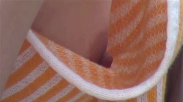 Аниме девочка показала случайно грудь сиськи соски