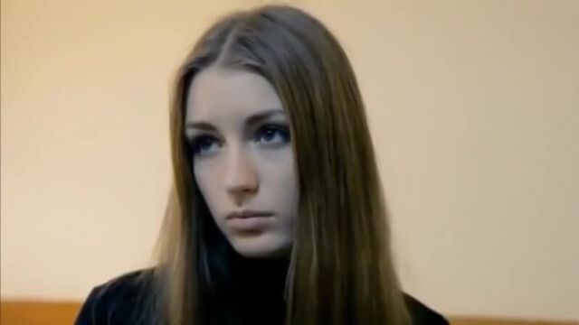 Русская порнуха представляет: порно-кастинг русской красотки. очень красивая девушка: