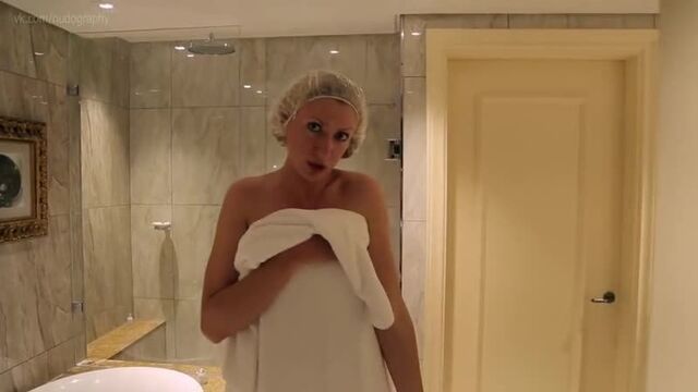 Леся никитюк в ванной - "орёл и решка. йоханнесбург. юар" голая? секси!