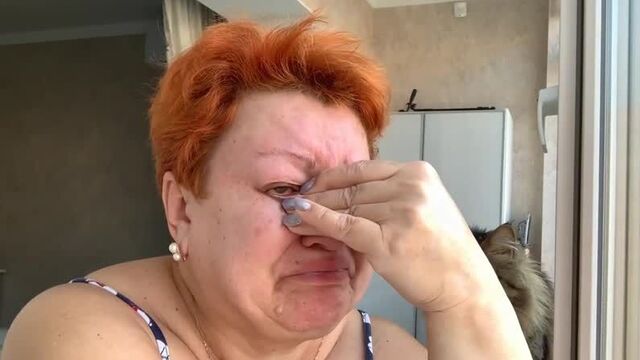 Мама отличника - вообще в шоке, понимаете, обидно до слез (плач)