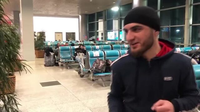 [вавилонская девственница] прощаемся?) не? я хз, я вам просто расскажу как я из россии не улетела