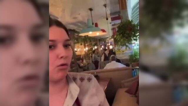 Хилми схватил за волосы официантку | акула