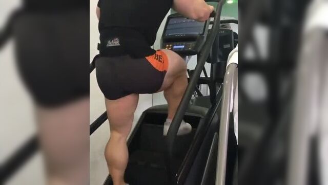 #гейхран. активам, любителям раскаченных качковских жоп. гей эротика порно зад бодибилдер ягодицы качок мышцы