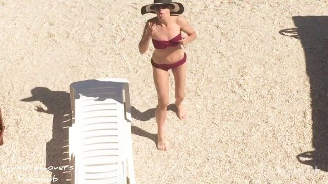 Публично трахнул русскую незнакомку на пляже + шикарный кремпай. любительское с разговорами