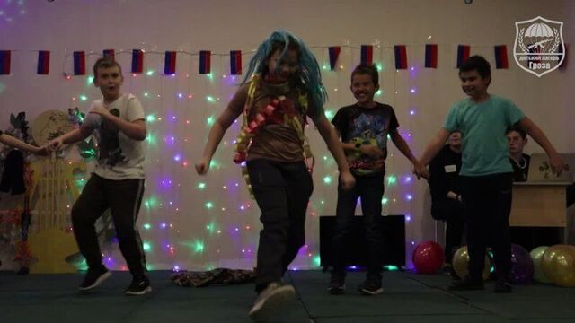 Монстры на каникулах i представление монстров