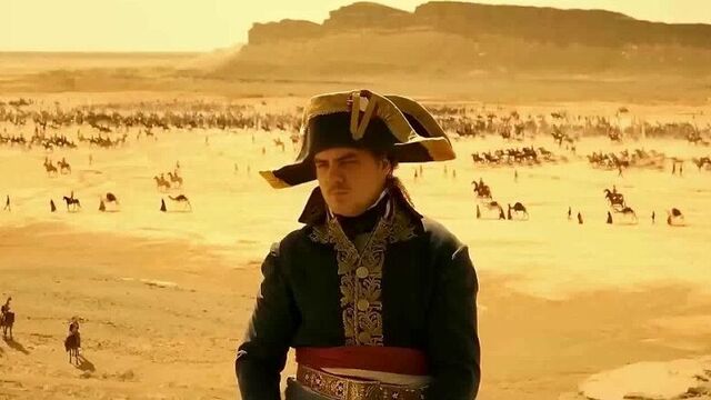 Илья мэддисон в роли наполеона. гениально!