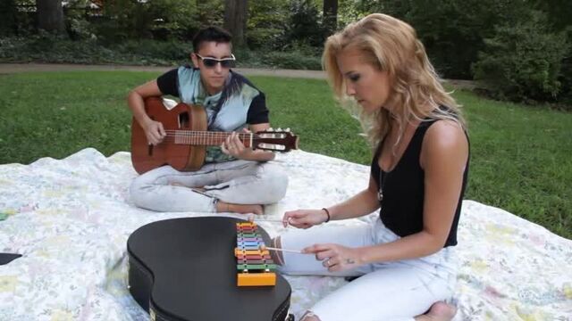 Nina performs dark rider for rust magazine