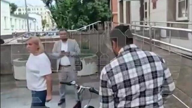 В москве задержан мигрант из таджикистана аскарали очилдиев нокаутировавший трусливо сзади на скамейке мужчину