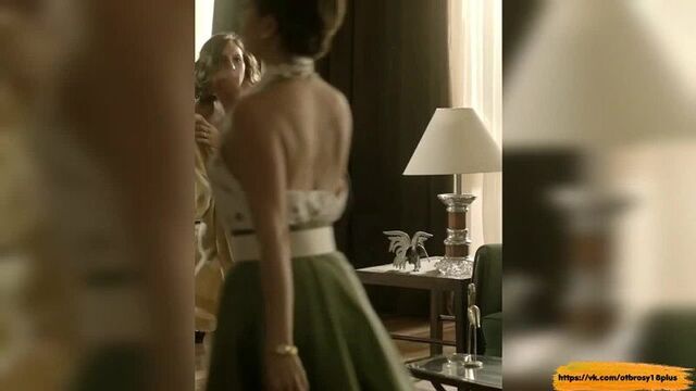 Сексуальная грудь голливудской актрисы - эстетика секса в кино