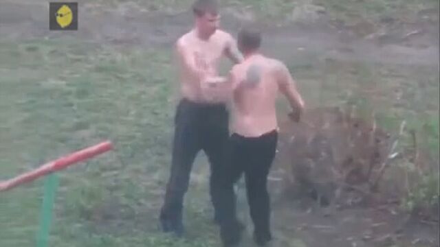 Спортсмены не поделили снаряд