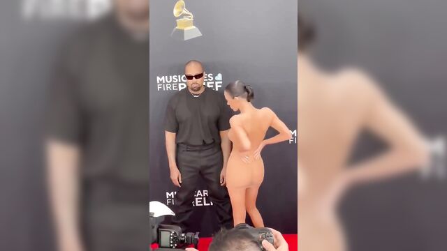 Bianca censori, kanye west's wife, naked at the 2025 grammys
