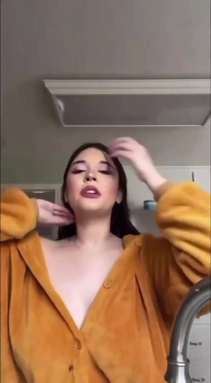 Accidental creampie with a surprise - Oh shit!