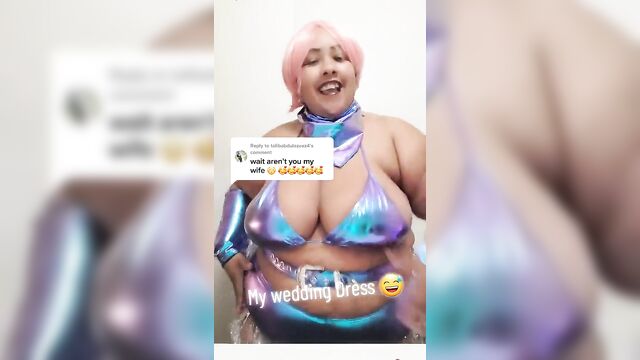 Brandymom 1 - huge boobs and ass action