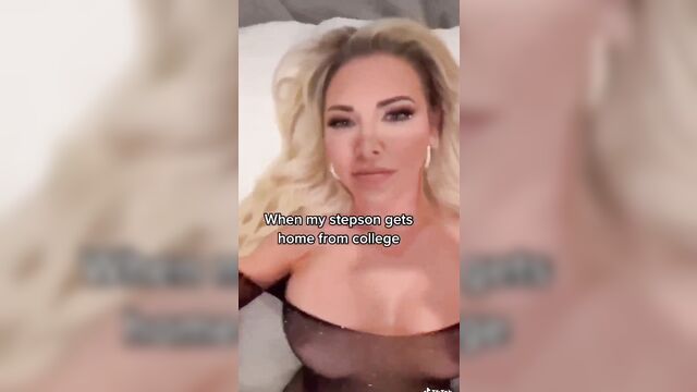Tiktok challenge with a hot blonde milf who loves to topless