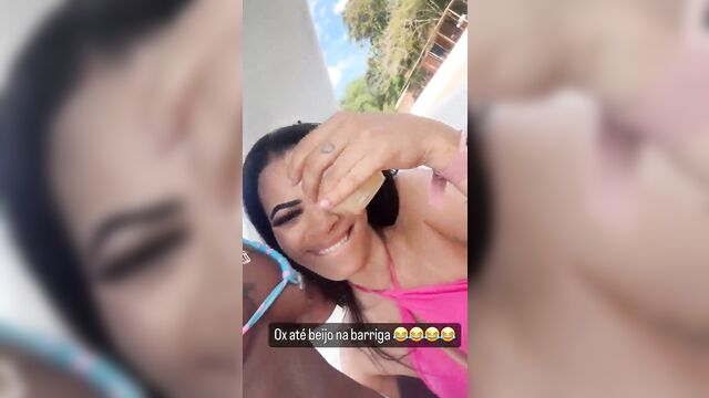 Baianas had a good time on the boat and fucked - leaked