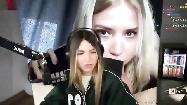 The famous mexican rivers xxx gives a blowjob to the spanish guy