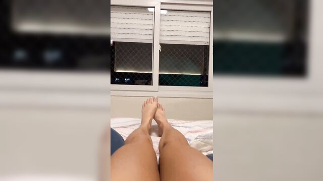 The pretty jogadora marcela soares gives her ass to be caressed