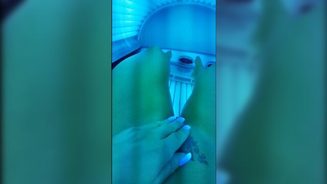 Tommie jo naked sunbed video cam erotica pussy