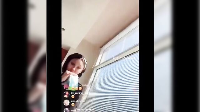 Thicc ariana fletcher shakes big booty on social media