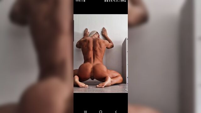 Bailando con una linda colombiana con un gran culona
