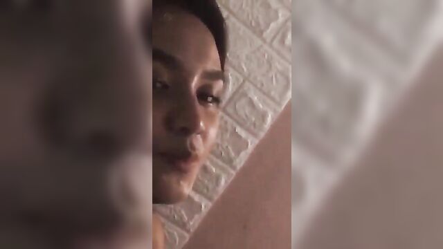 Gabriel linaban experiences his first bukkakke with some hot guys