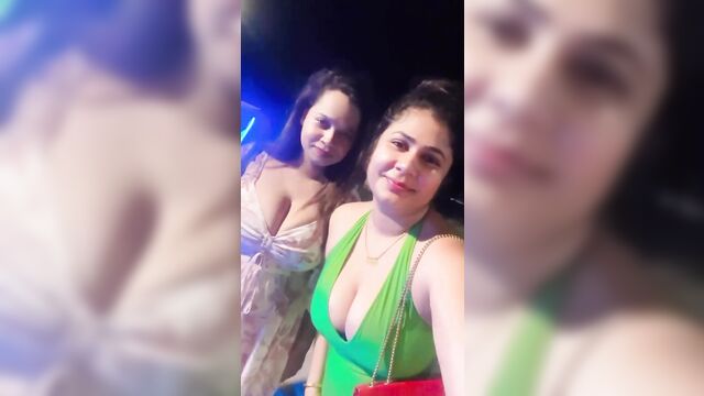 Sri lankan girl is a bad girl with tiktok trends