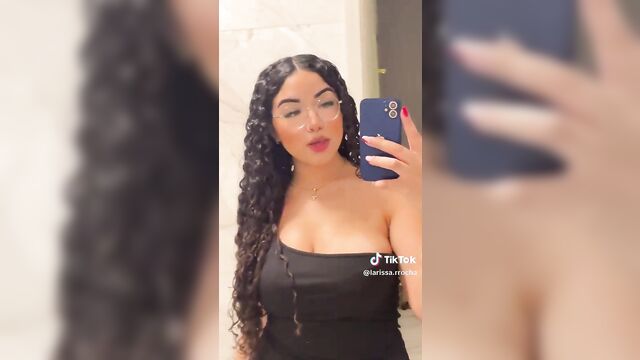 Big tits brazilian slut in a hot cacheada