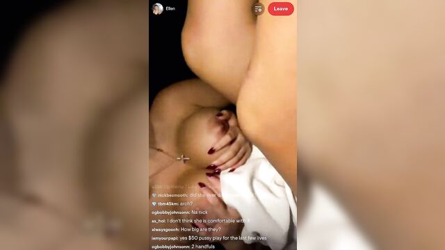 Asian hottie ellenliu shows big boobs on a stream