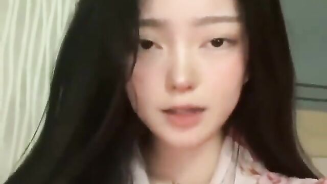 Slut: mihye02 - the sluttiest girl in the world!