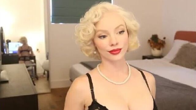 Hot austin white cam