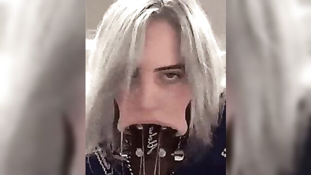 The best blowjob skills of billie eilish are simply incredible!