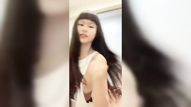 Accidental exposure while riding a rollercoaster, a daring public flash act