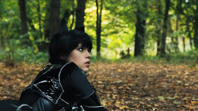 Jenna ortega's sexy ass is revealed while she rubs her butt