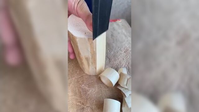 Папа карло продолжает мастерить