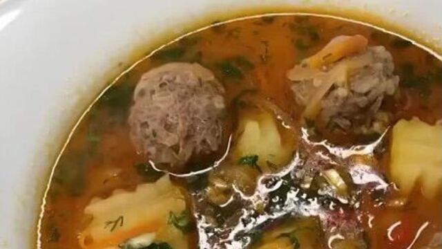 Кулинарные вкусности. тефтелевый суп (ингредиенты в описании видео)