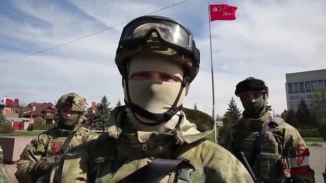 Военнослужащие фсвнг россии передают привет родным и близким из зоны сво